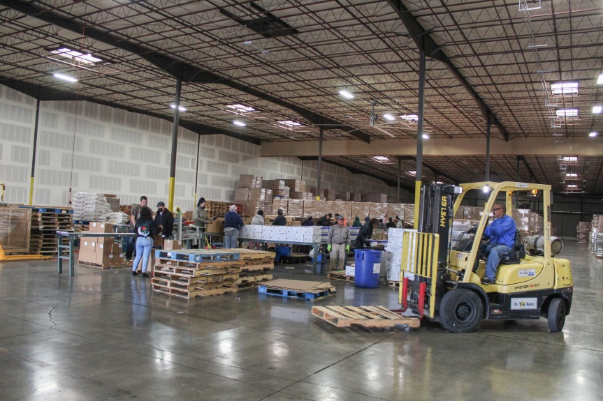 CalFoods Logistics’ Woodland warehouse provides food for California food banks